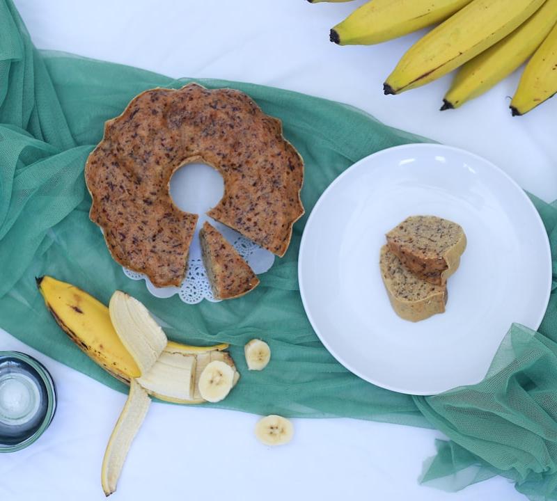 Baked Oatmeal Cake