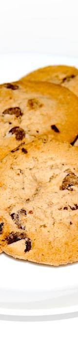 Bakery-Style Chocolate Chip Cookies