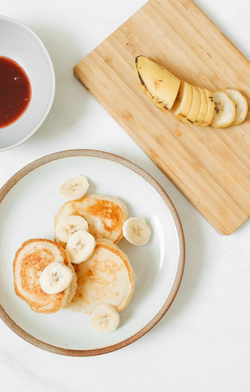 Banana Oat Protein Pancakes with Jam