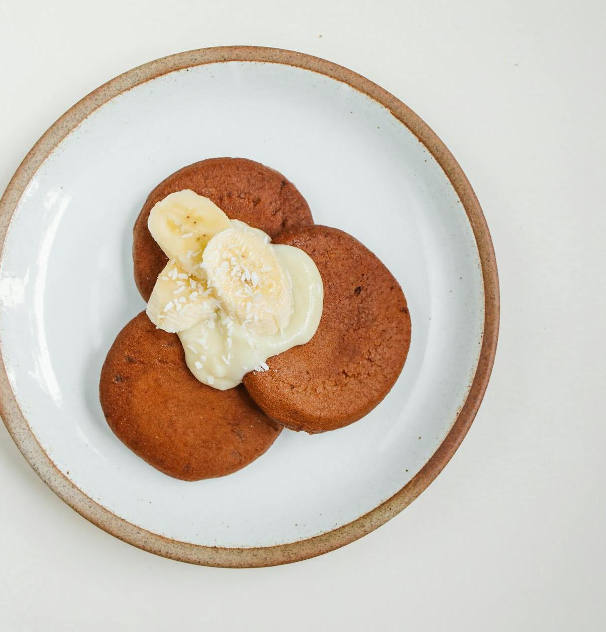 Banana Oat Protein Pancakes with Yogurt