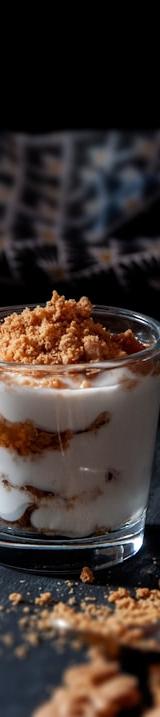 10-Min Banana Pudding Parfait with Buttery Biscuits