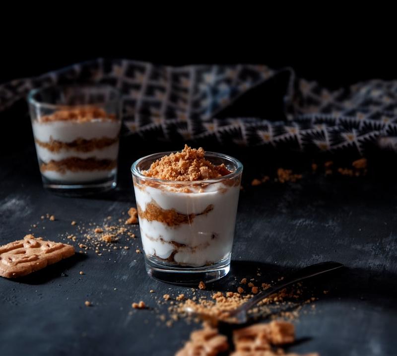 10-Min Banana Pudding Parfait with Buttery Biscuits