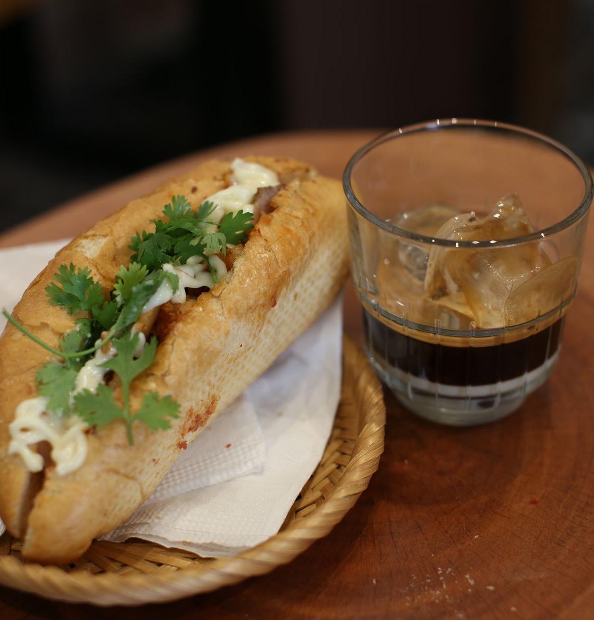 20-Min Banh Mi Trung