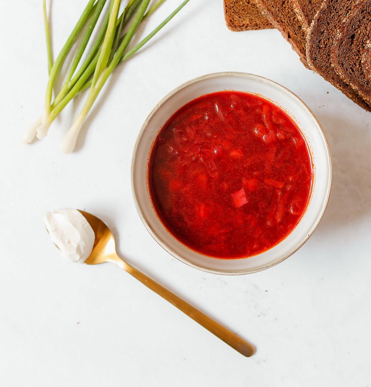 20-Min Barszcz — Polish Beet Soup with Rye Bread