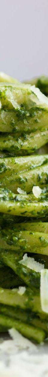 20-Minute Basil Green Pasta