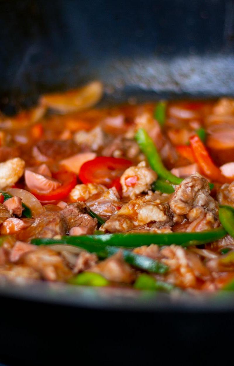 25-Min Basque Beef & Pepper Stew