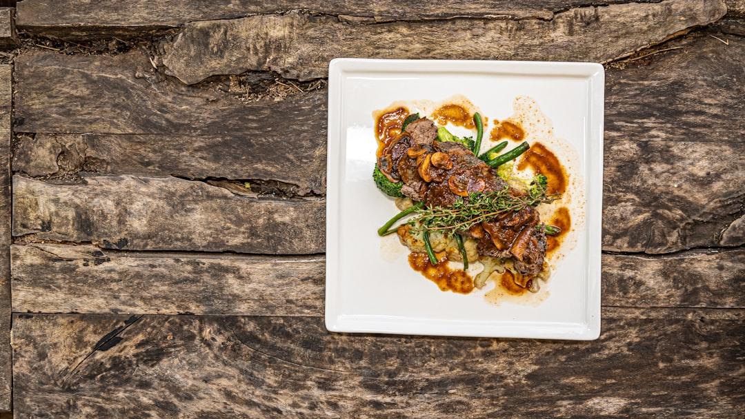 Pan-Seared Beef Scaloppine with Mushroom Cream