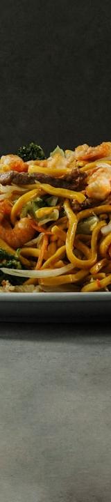 20-Min Beef & Shrimp Chow Mein