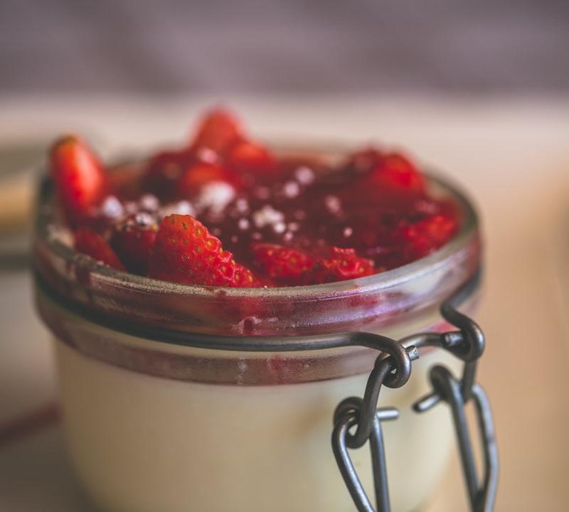 Berry No-Bake Cheesecake Jars