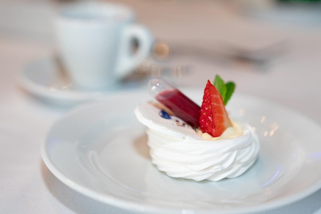 Berry Pavlova Nests with Espresso