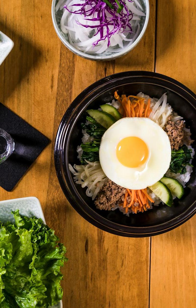 15-Min Bibimbap Bowl with Gochujang Eggs