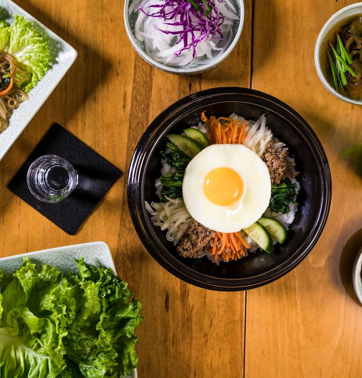 15-Min Bibimbap Bowl with Gochujang Eggs