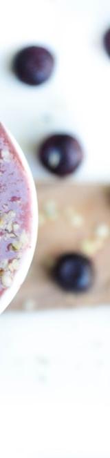 Blueberry Greek Yogurt Parfait Bowl