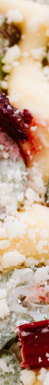 British Rhubarb Crumble