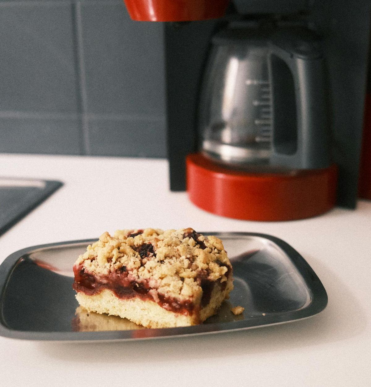 British Rhubarb Crumble