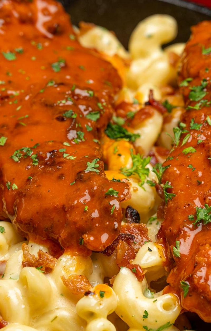Buffalo Chicken Mac and Cheese