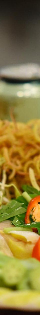 Bún Ốc (Vietnamese Snail Noodle Soup)