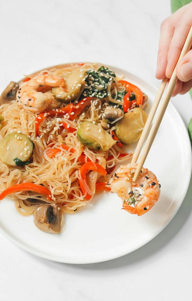 20-Min Bun Xao — Crispy Stir-Fried Vermicelli