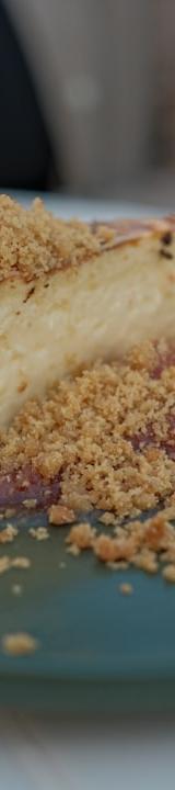 10-Min Burnt Basque Cheesecake with Fruit