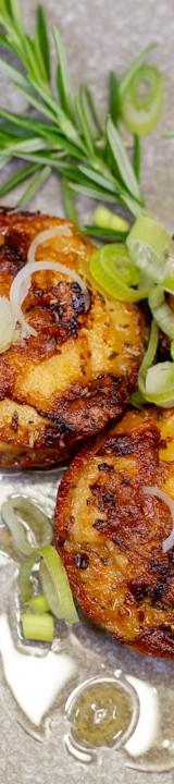 Butter-Seared Scallops with Lemon