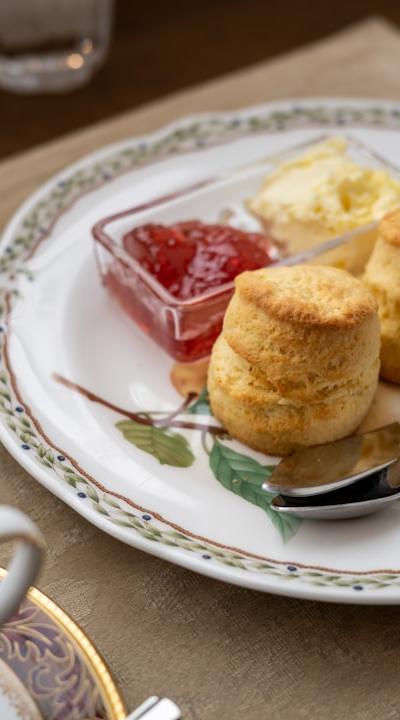 Buttery Cream Scones (15 Min)
