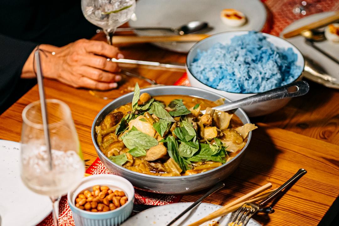 25-Min Ca Ri Ga — Vietnamese Coconut Chicken Curry