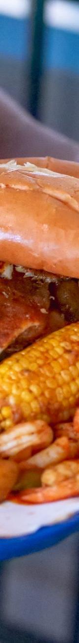 20-Min Cajun Crab Boil with Sausage & Corn