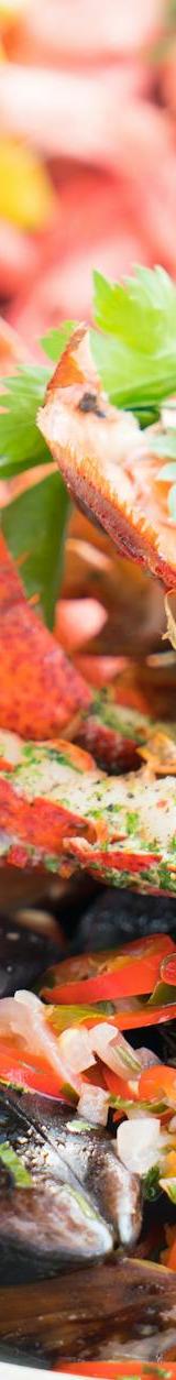 20-Min Cajun Seafood Boil with Garlic Bread