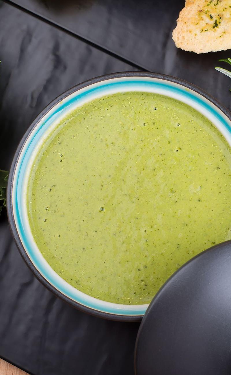 20-Min Caldo Verde with Garlic Bread
