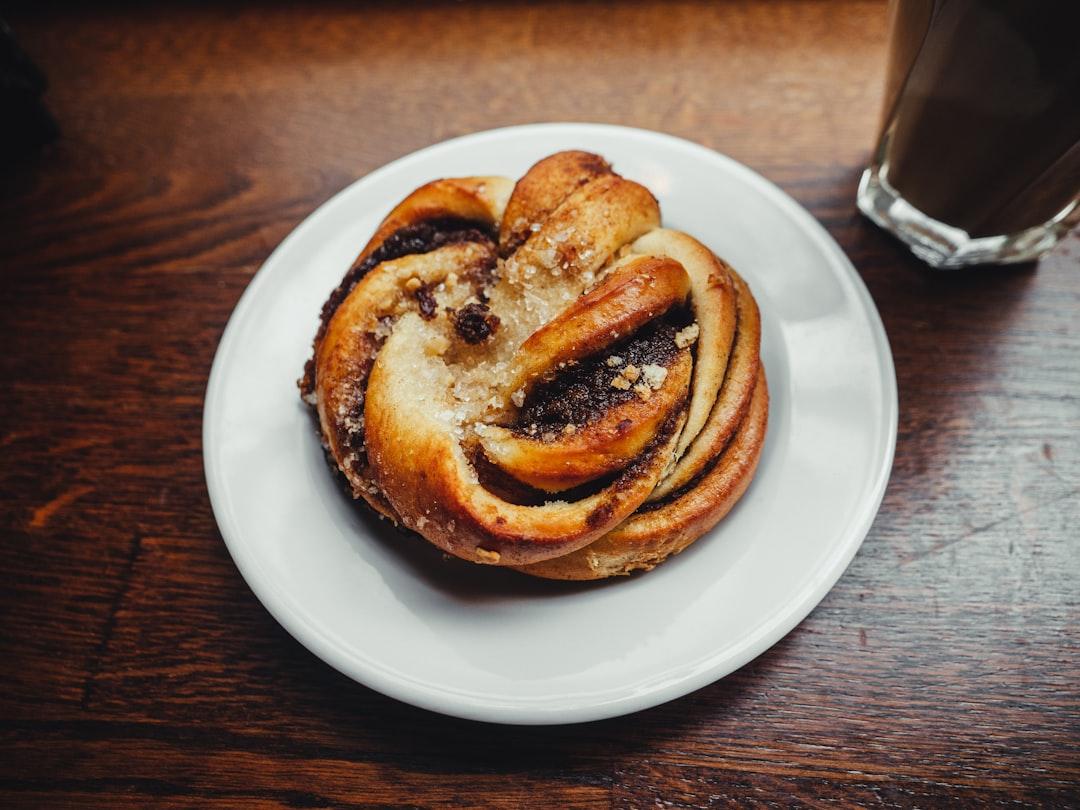 15-Min Cardamom Cinnamon Rolls