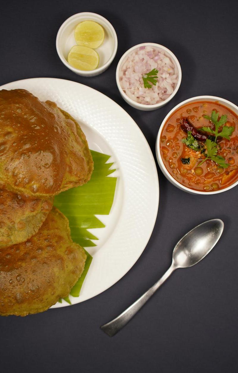 25-Min Chana Masala with Bhatura