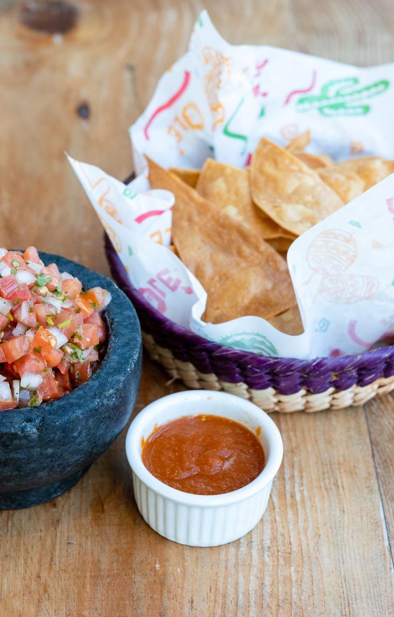 Charred Salsa Roja with Chips & Pico