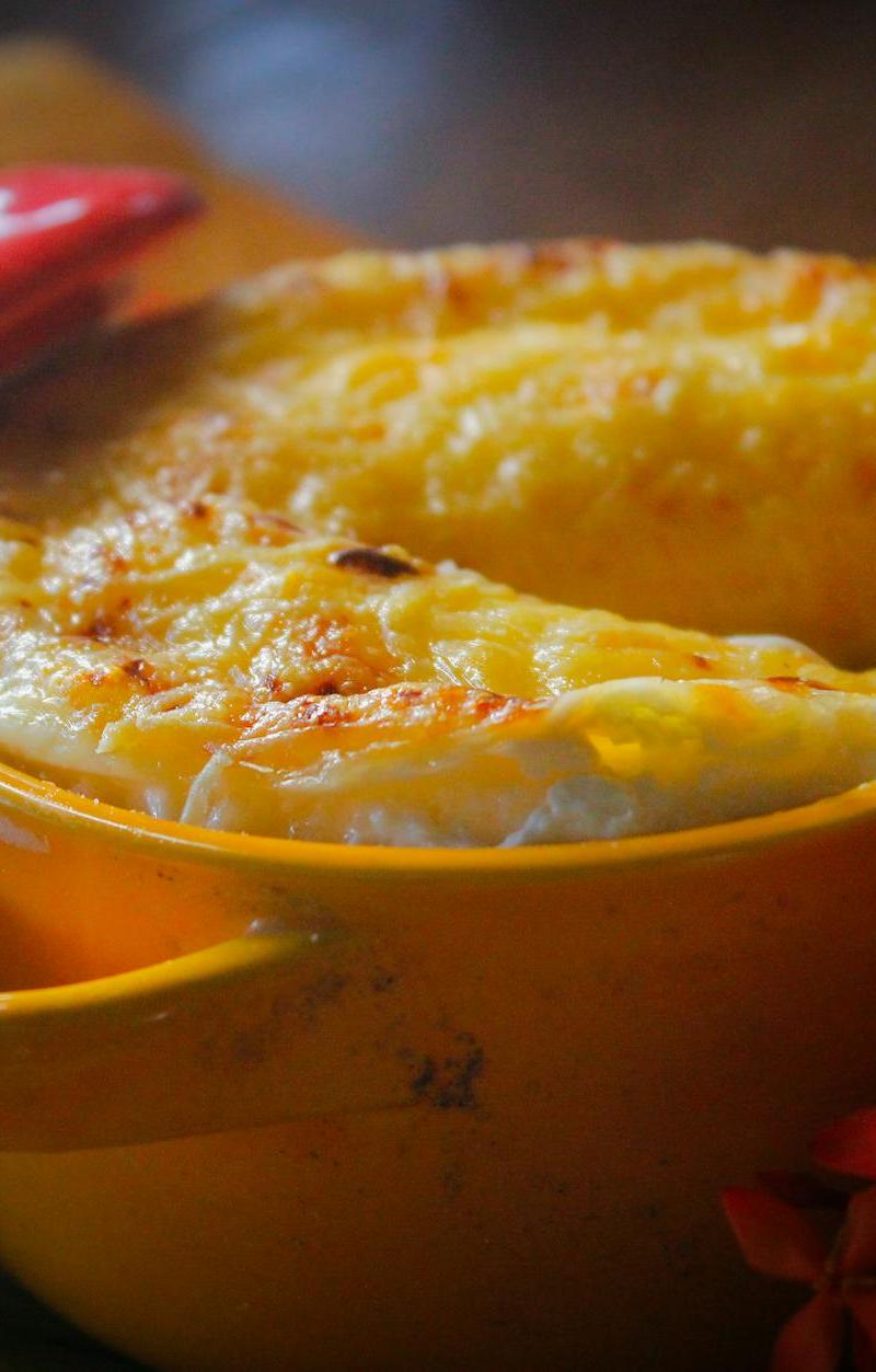 Cheesy Baked Squash Casserole