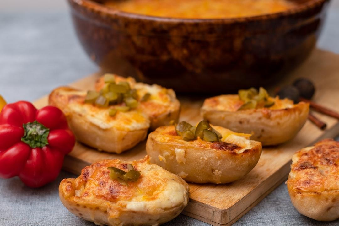 Cheesy Bean Molletes