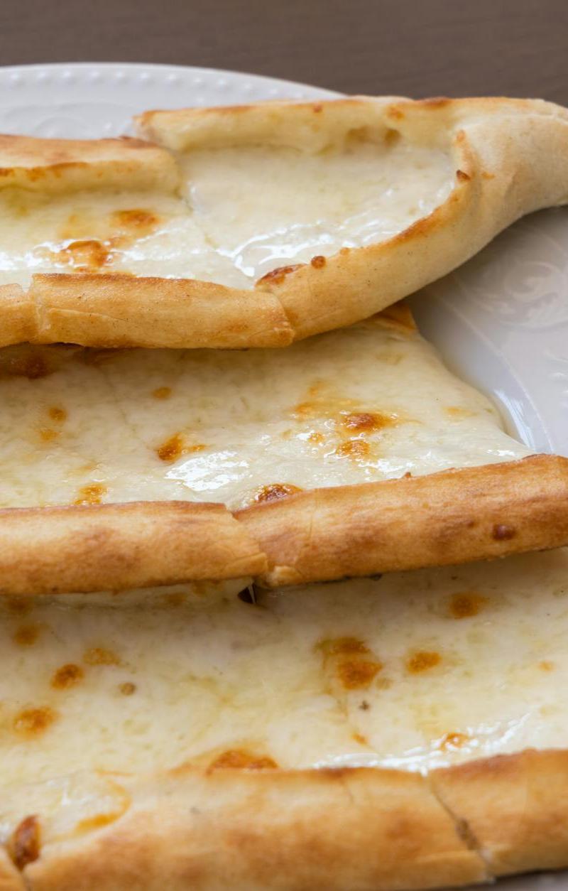 Cheesy Turkish Pide in 25 Minutes