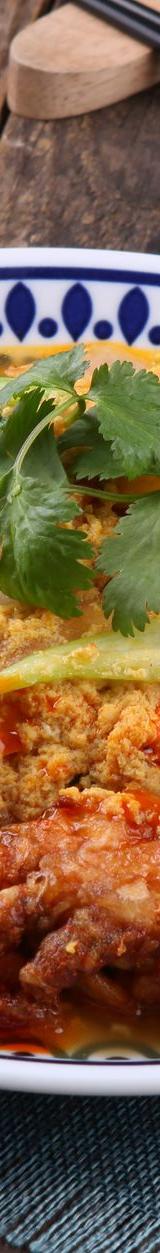 Chili Crisp Shrimp Curry (Pad Pong Kari)