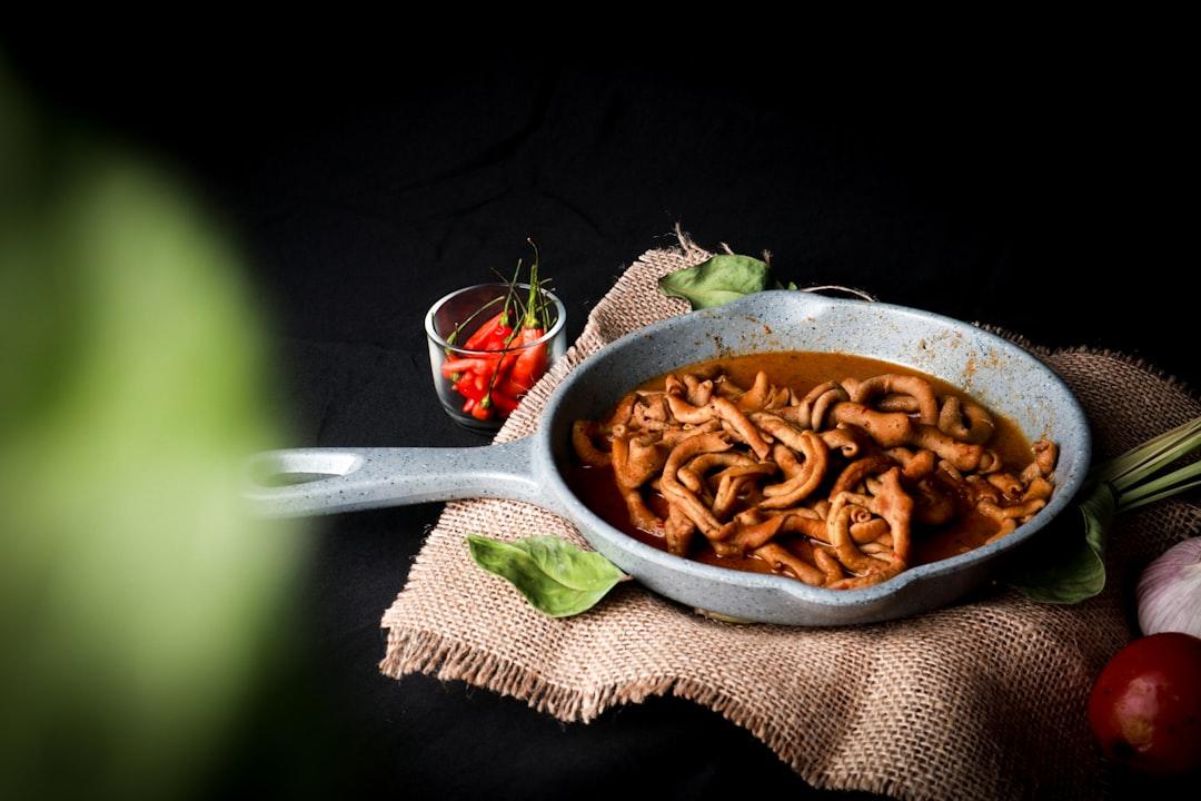 25-Min Chili Tripe Skillet