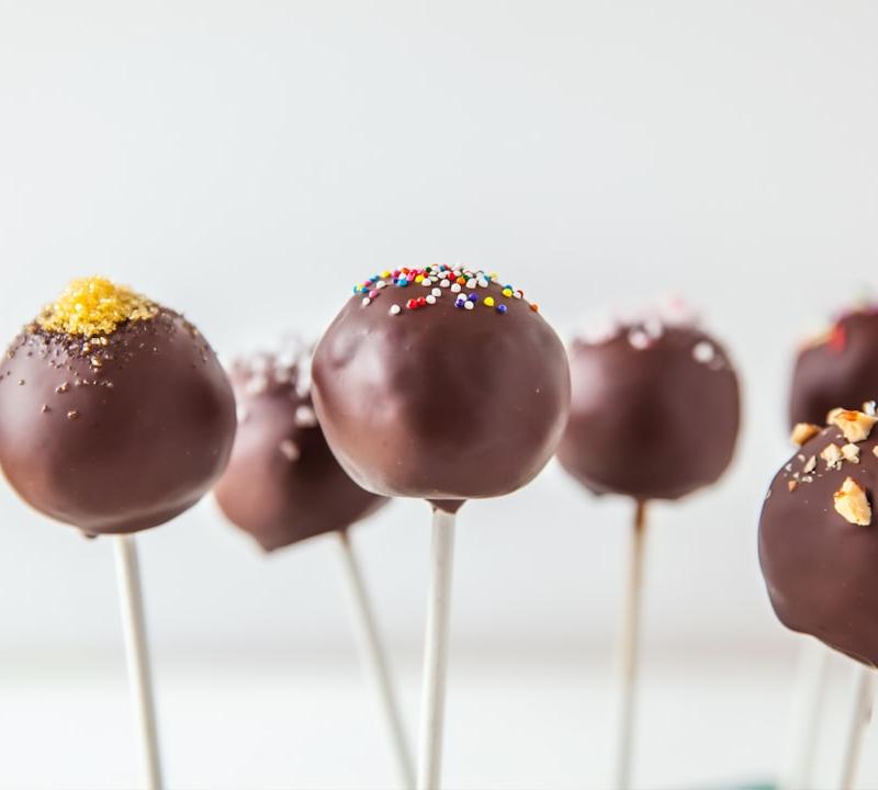 20-Min Chocolate Cake Pops