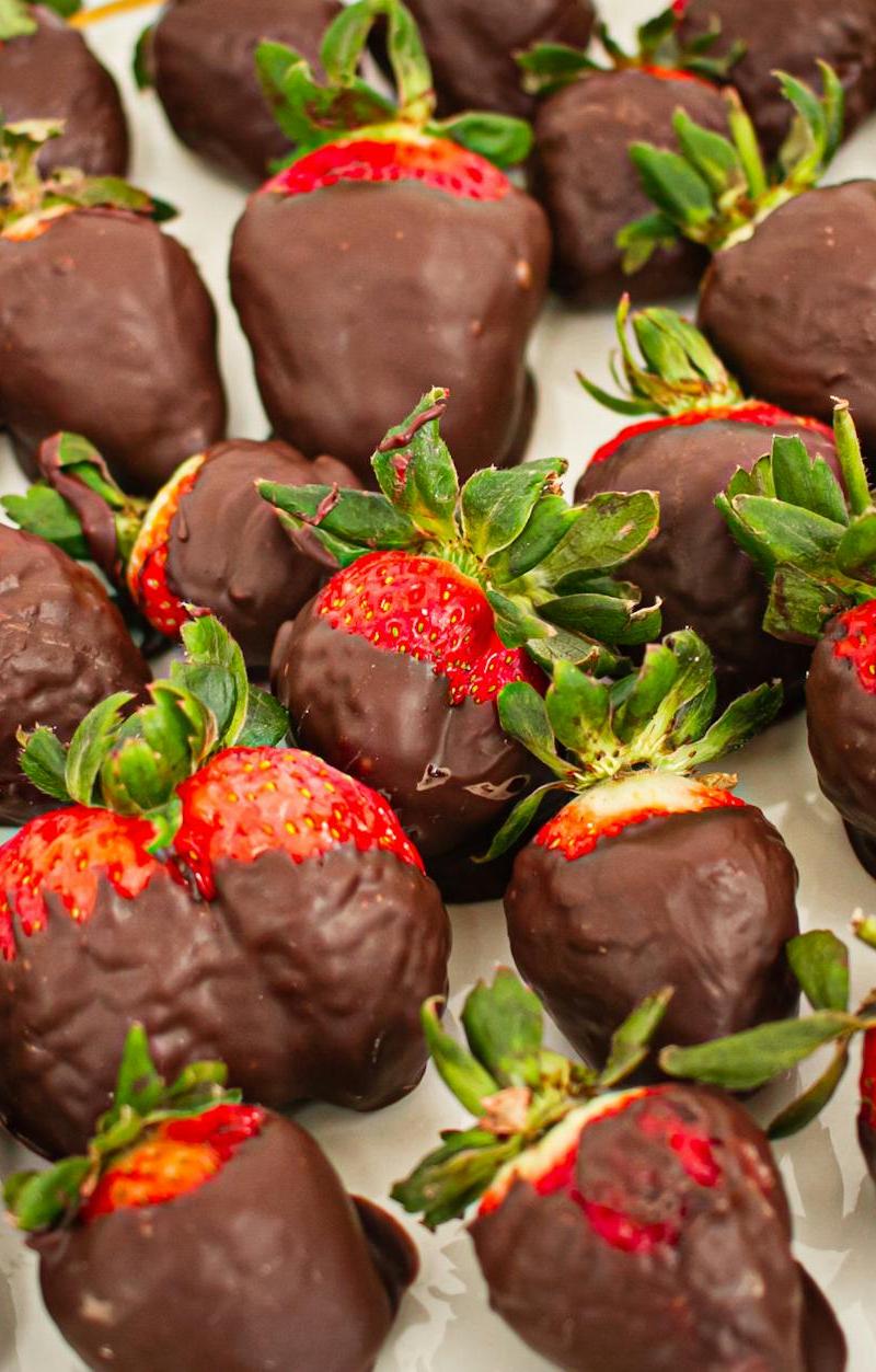 Chocolate-Dipped Strawberries with Gold Leaf