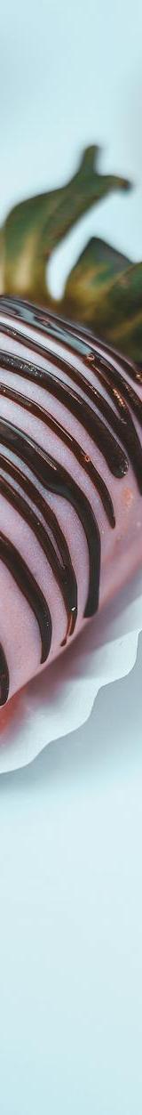 10-Minute Chocolate-Dipped Strawberries