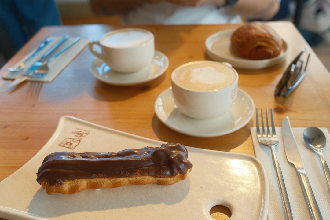 15-Min Chocolate Éclairs with Espresso