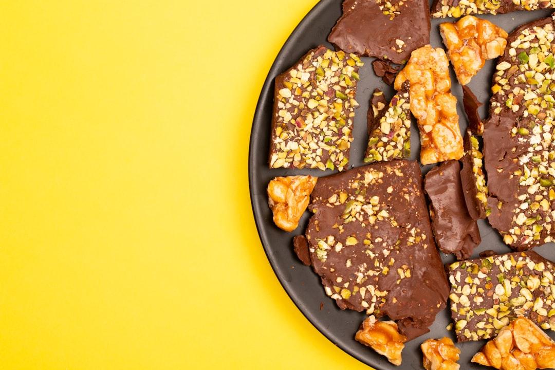 10-Minute Chocolate Pretzel Peanut Bark