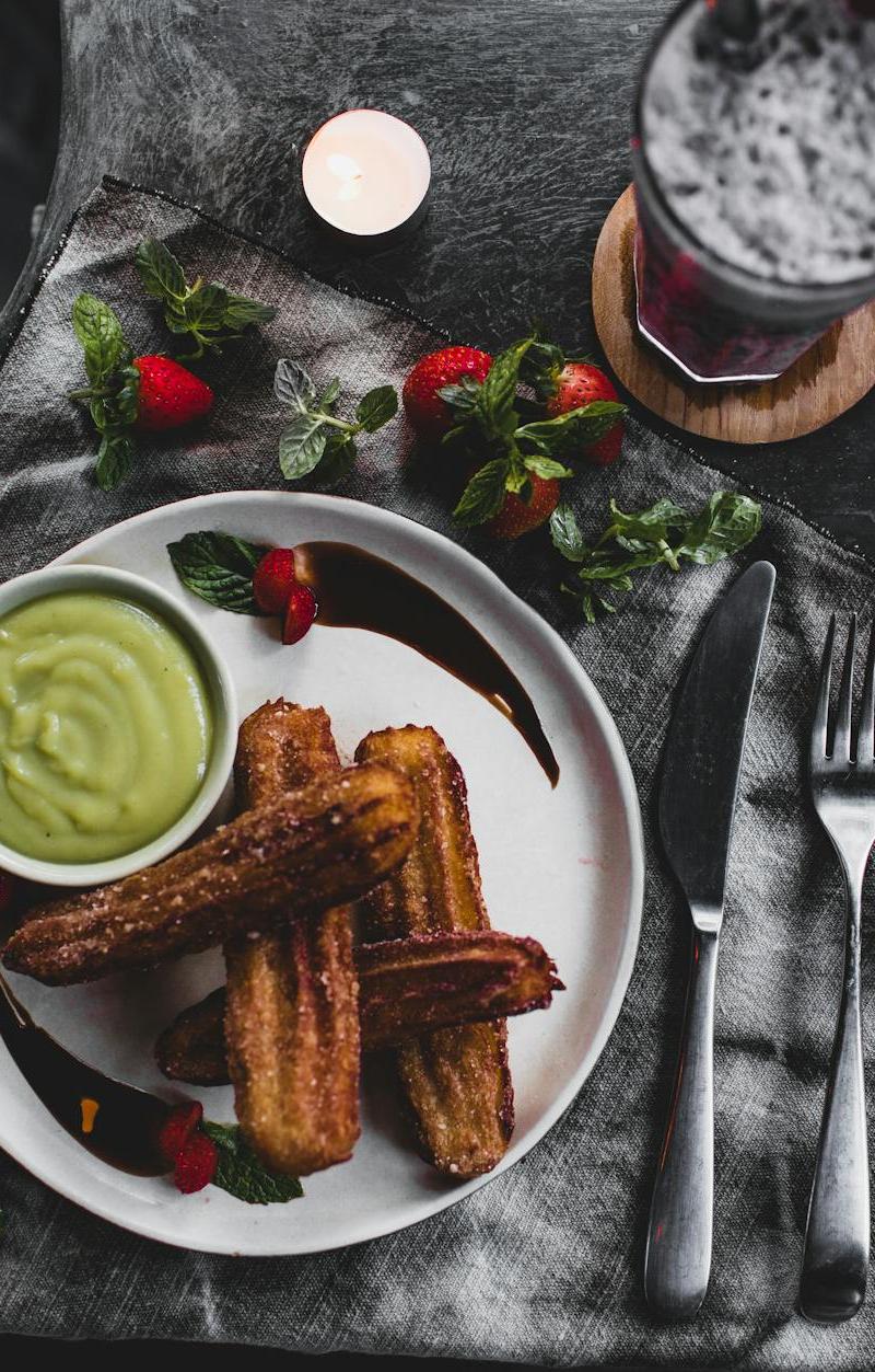 15-Min Churro Fries With Chocolate & Strawberry