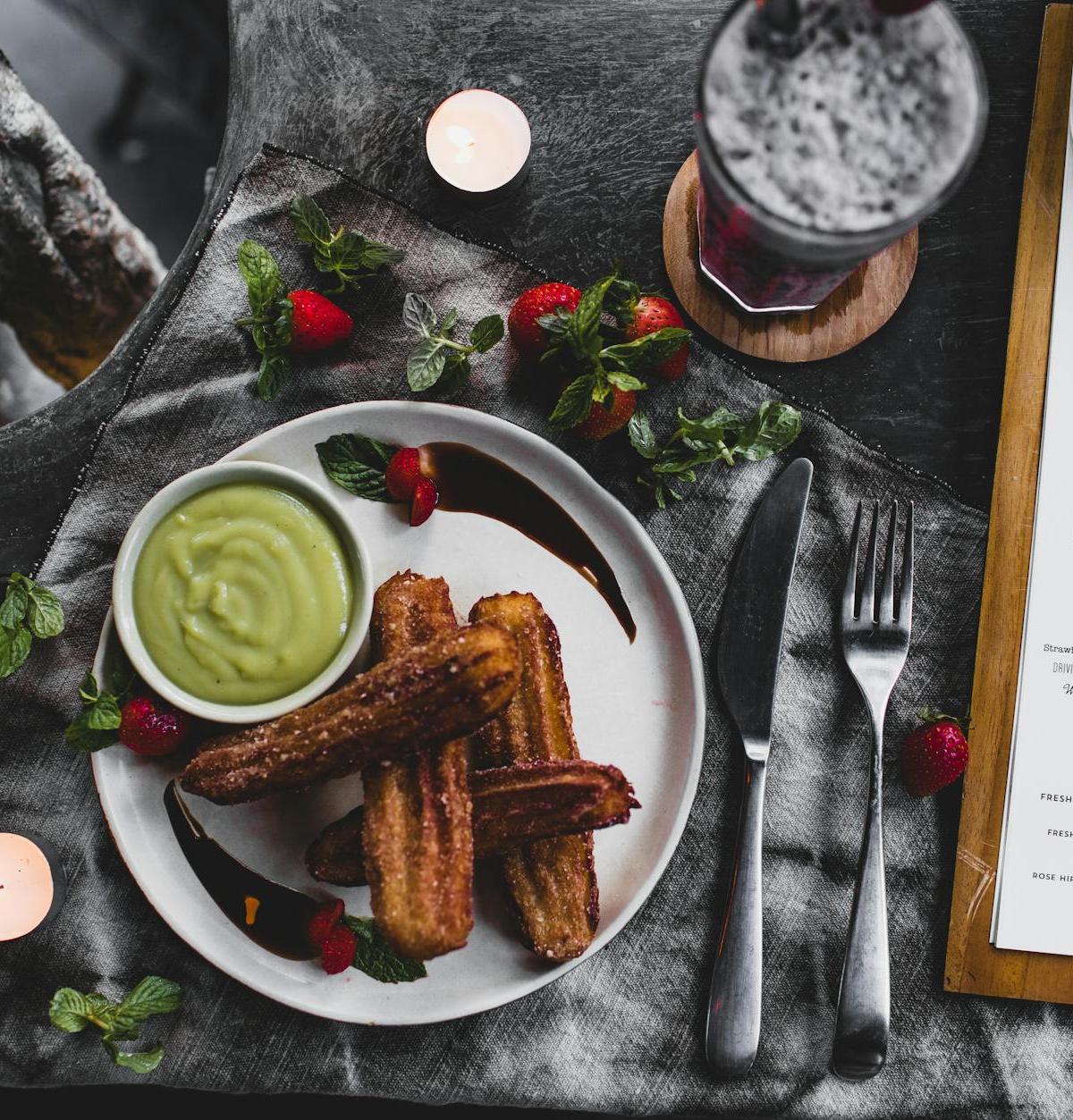 15-Min Churro Fries With Chocolate & Strawberry