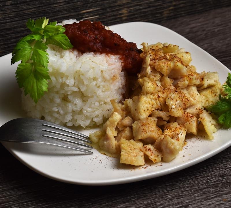 20-Minute Cilantro Chicken Seco with Rice