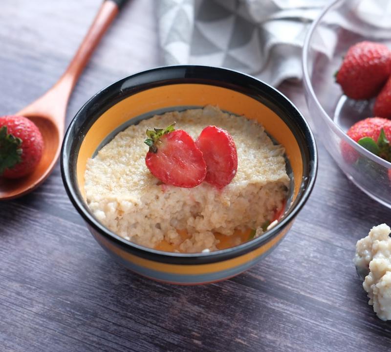 20-Min Cinnamon Rice Pudding with Strawberries