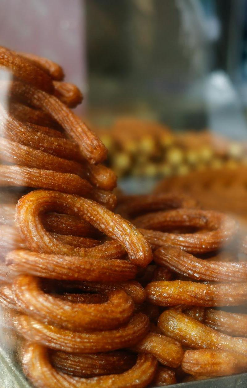 15-Min Cinnamon Sugar Churros & Chocolate Dip