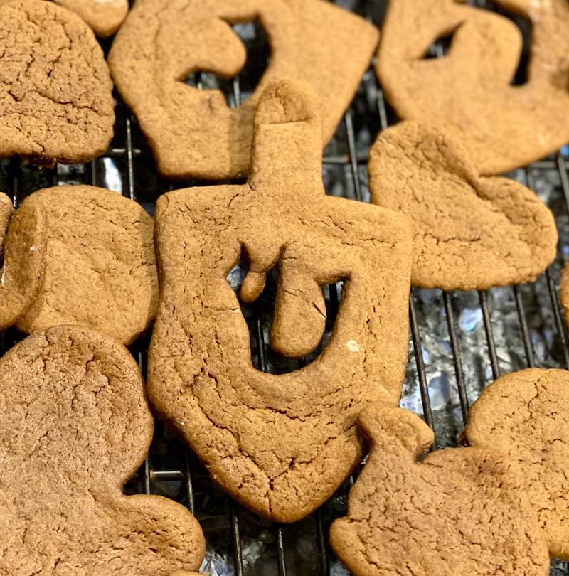 Classic Gingerbread Cookies