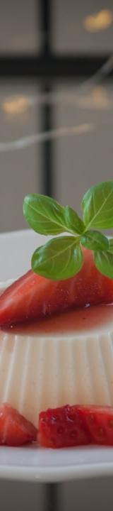 Classic Vanilla Panna Cotta