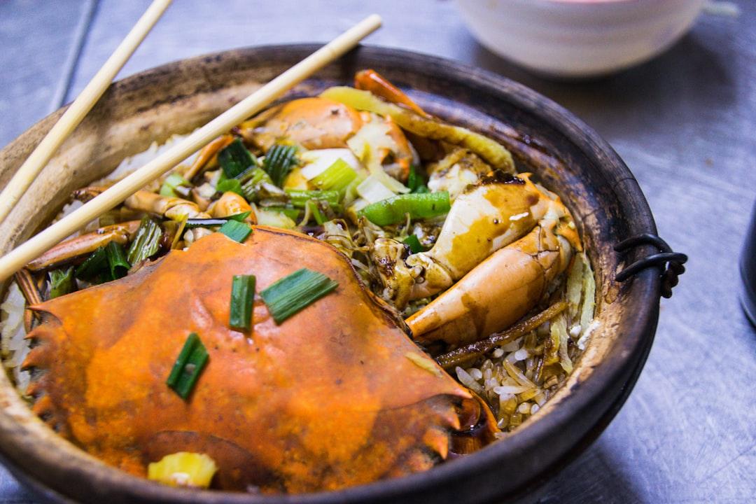 Clay Pot Crispy Rice with Caramelized Chicken
